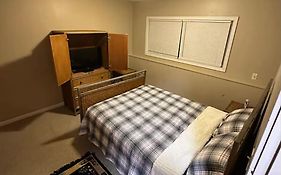 Centrally Located 2Br Spacious High-Speed Internet